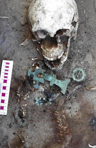 A burial with brooches from West Heslerton, East Yorkshire