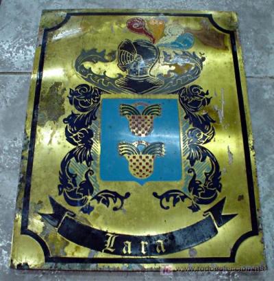 Brass plate bearing the arms of the Lara family